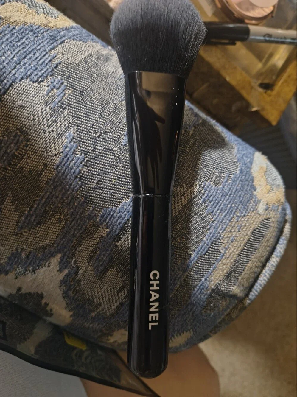 CHANEL Black Powder Brush with Logo Handle